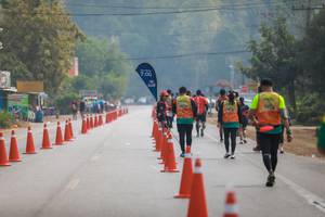 BIB: 700
                            <button type="button" onclick="openModal(9857755)" class="btn btn-primary btn-sm float-right btn-popup" data-toggle="modal" data-target=".modal-high-quality">
                        <i class="fas fa-shopping-cart"></i> Add to Cart
                    </button>
                                            <button type="button" onclick="isThisMe(9857755, true)" class="btn btn-success btn-sm float-right btn-popup btn-isme hidden" data-toggle="tooltip" data-placement="bottom" title="นี่คือรูปของคุณใช่ไหม คลิกที่นี่เพื่อเอาเข้าอัลบั้ม">
                        <i class="fas fa-plus"></i> Add to album
                    </button>
                    <button type="button" onclick="isThisMe(9857755, false)" class="btn btn-warning btn-sm float-right btn-popup btn-isnotme hidden">
                        <i class="fas fa-ban"></i> Remove from album
                    </button>